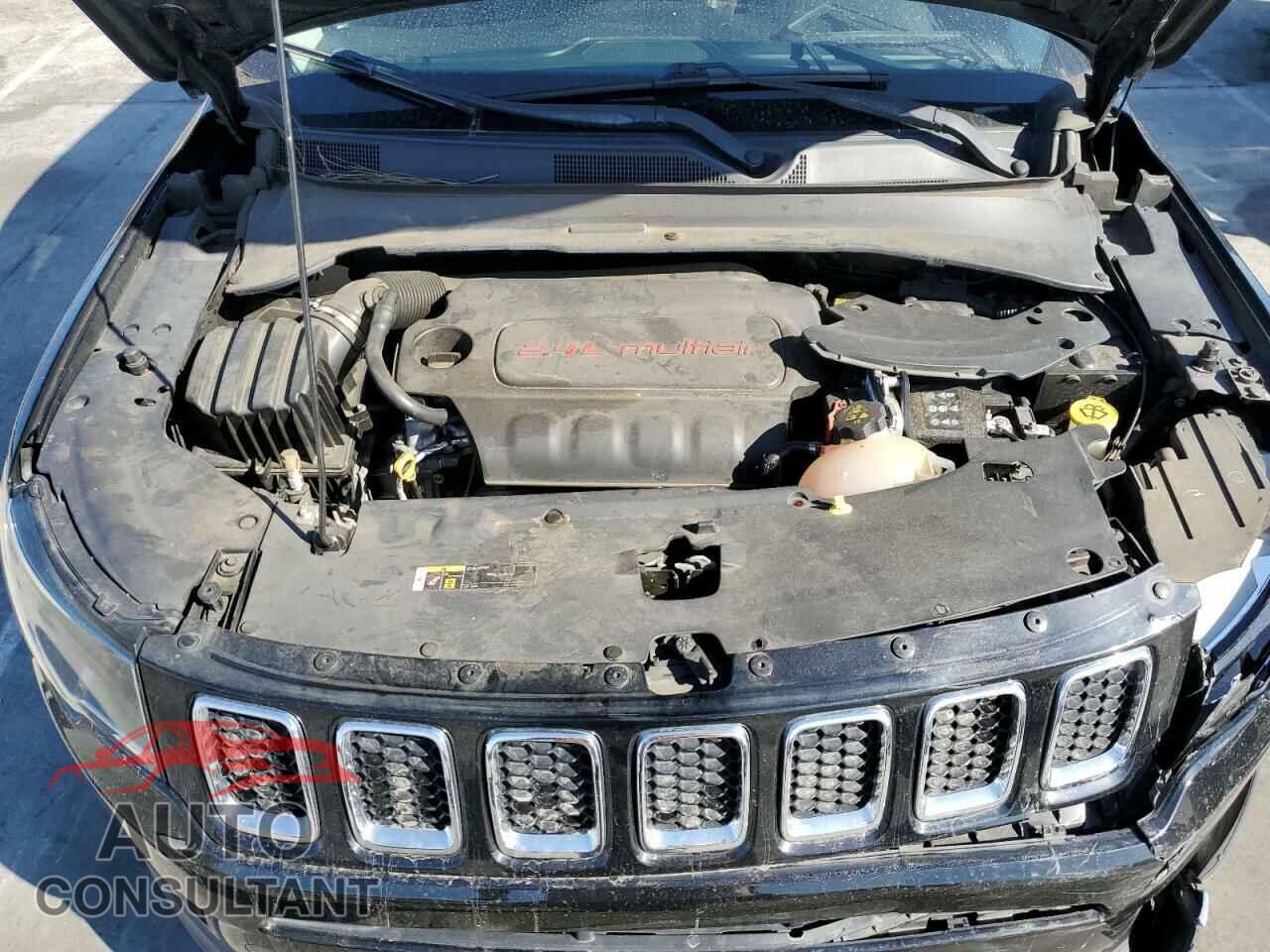 JEEP COMPASS 2018 - 3C4NJCCB2JT204370