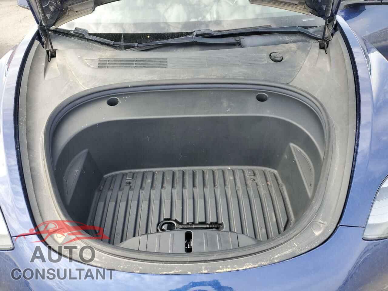 TESLA MODEL 3 2021 - 5YJ3E1EA5MF941571