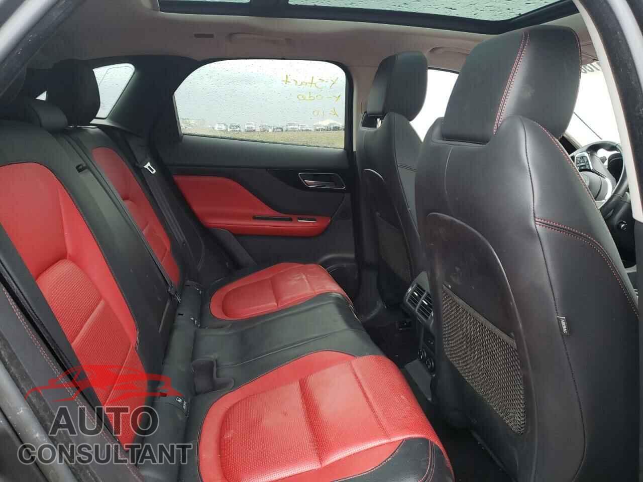 JAGUAR F-PACE 2018 - SADCL2EV2JA251770