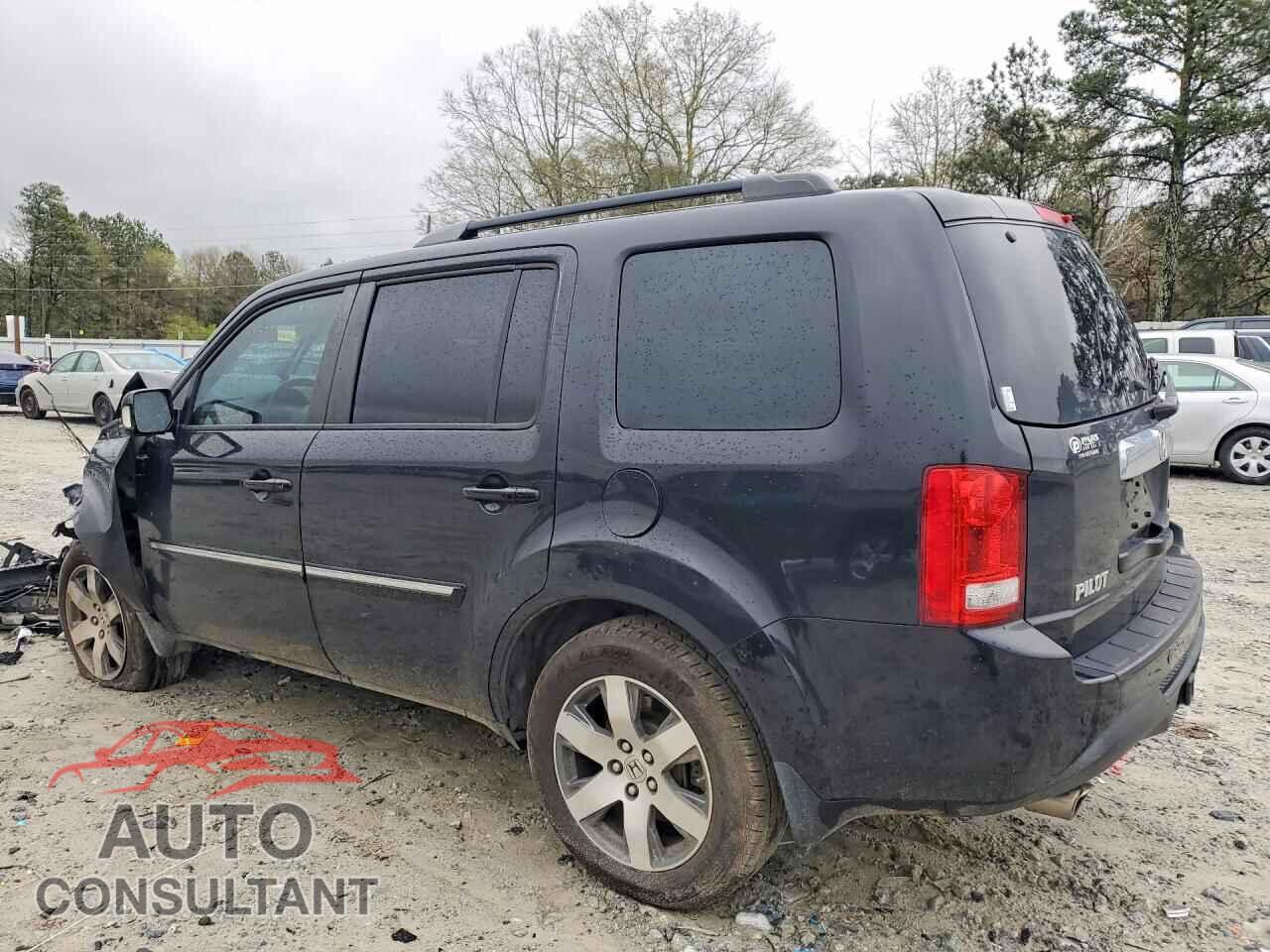 HONDA PILOT 2013 - 5FNYF3H96DB044646