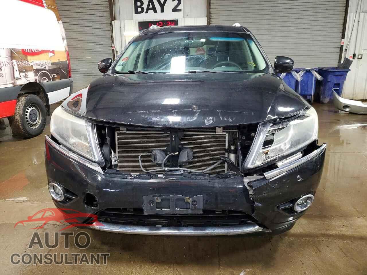 NISSAN PATHFINDER 2015 - 5N1AR2MM9FC708382