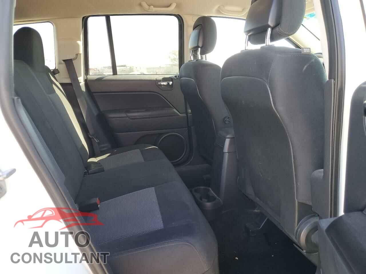 JEEP COMPASS 2015 - 1C4NJCBAXFD218958