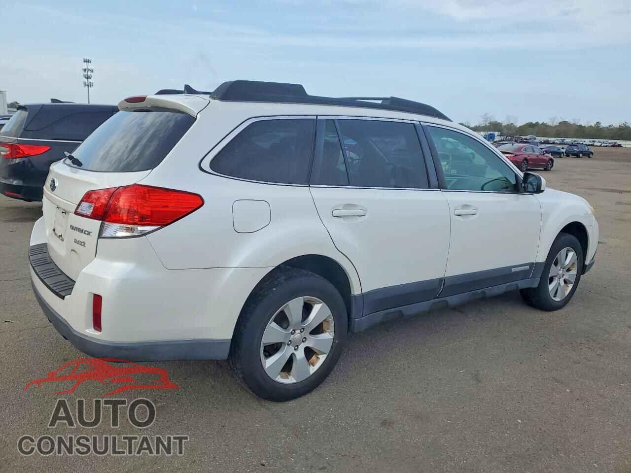 SUBARU OUTBACK 2011 - 4S4BRBLC0B3364609