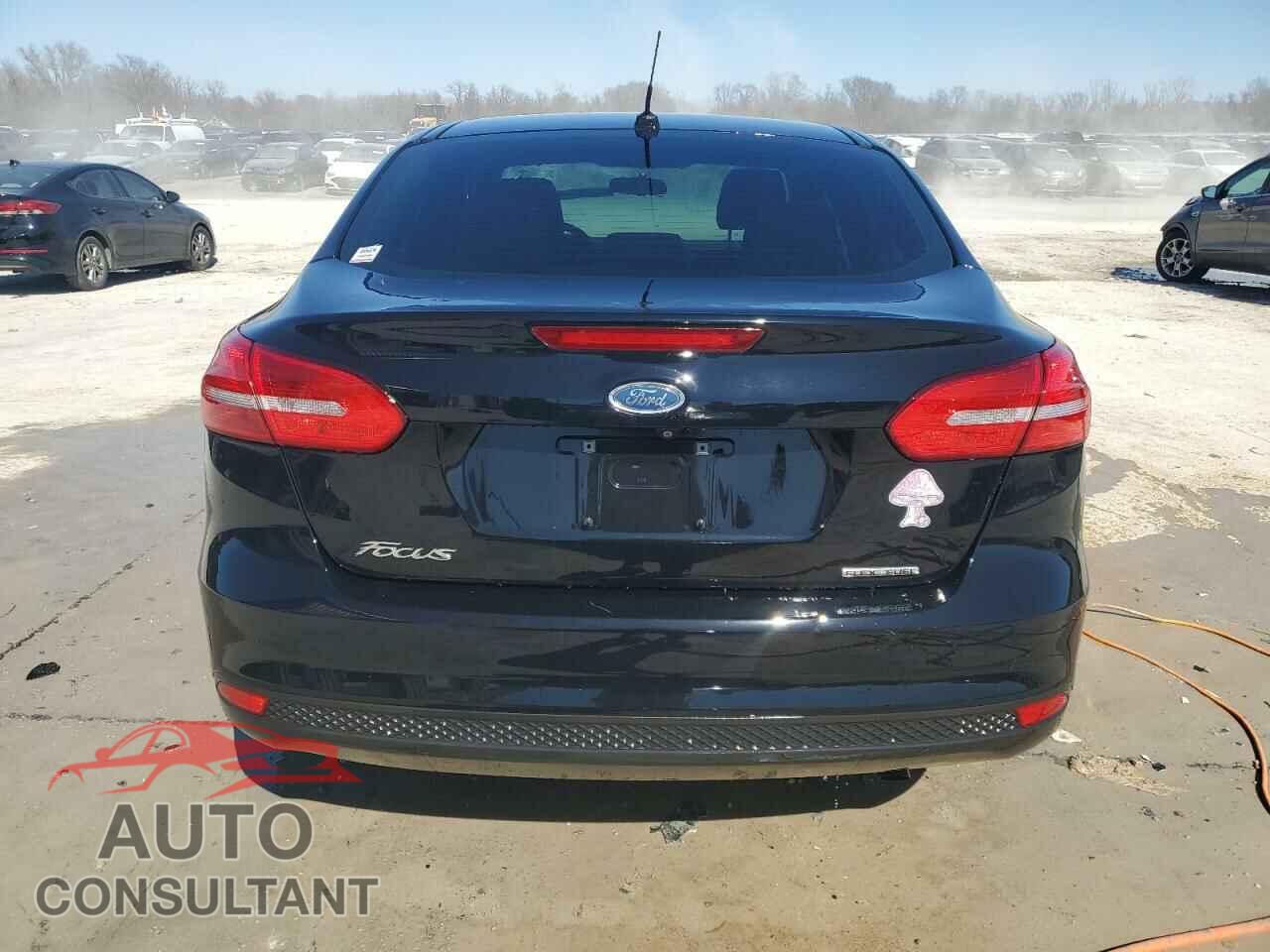 FORD FOCUS 2016 - 1FADP3E27GL241724