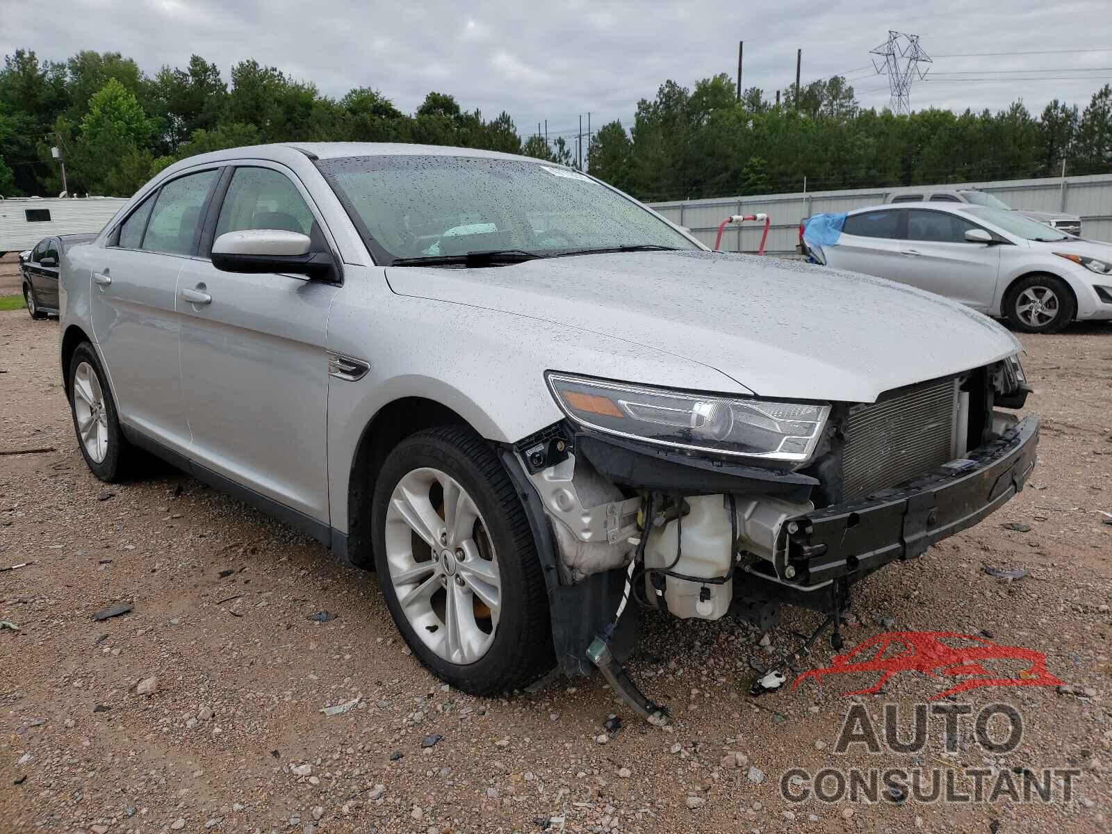 FORD TAURUS 2017 - 1FAHP2E80HG102657