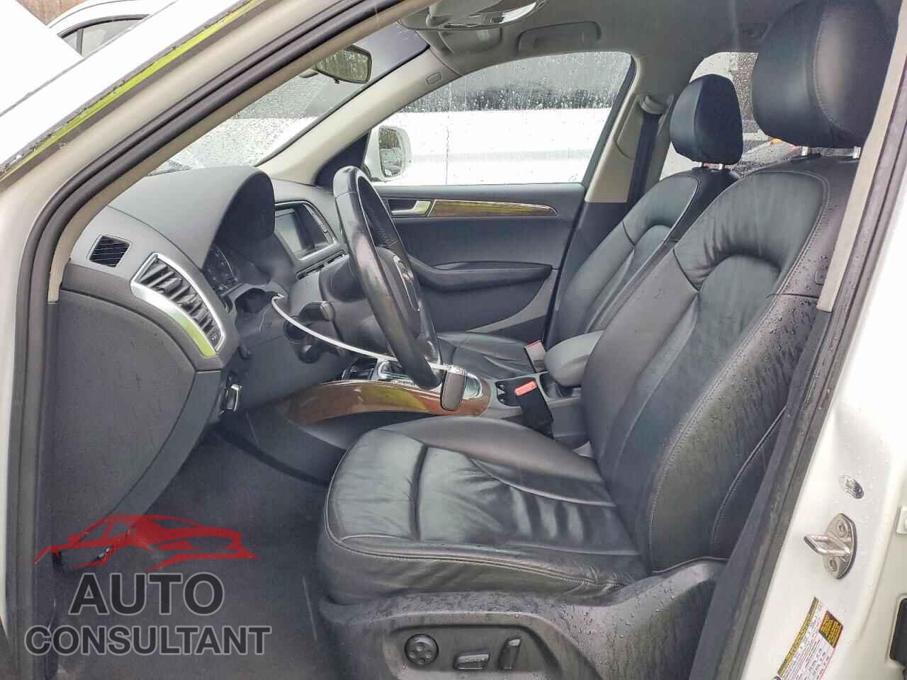 AUDI Q5 2011 - WA1CFAFP2BA081659