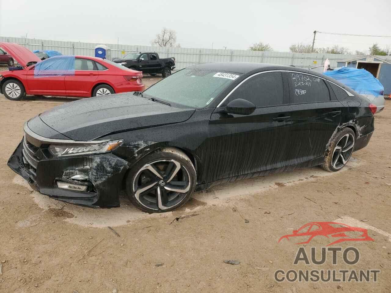 HONDA ACCORD 2018 - 1HGCV1F33JA142944