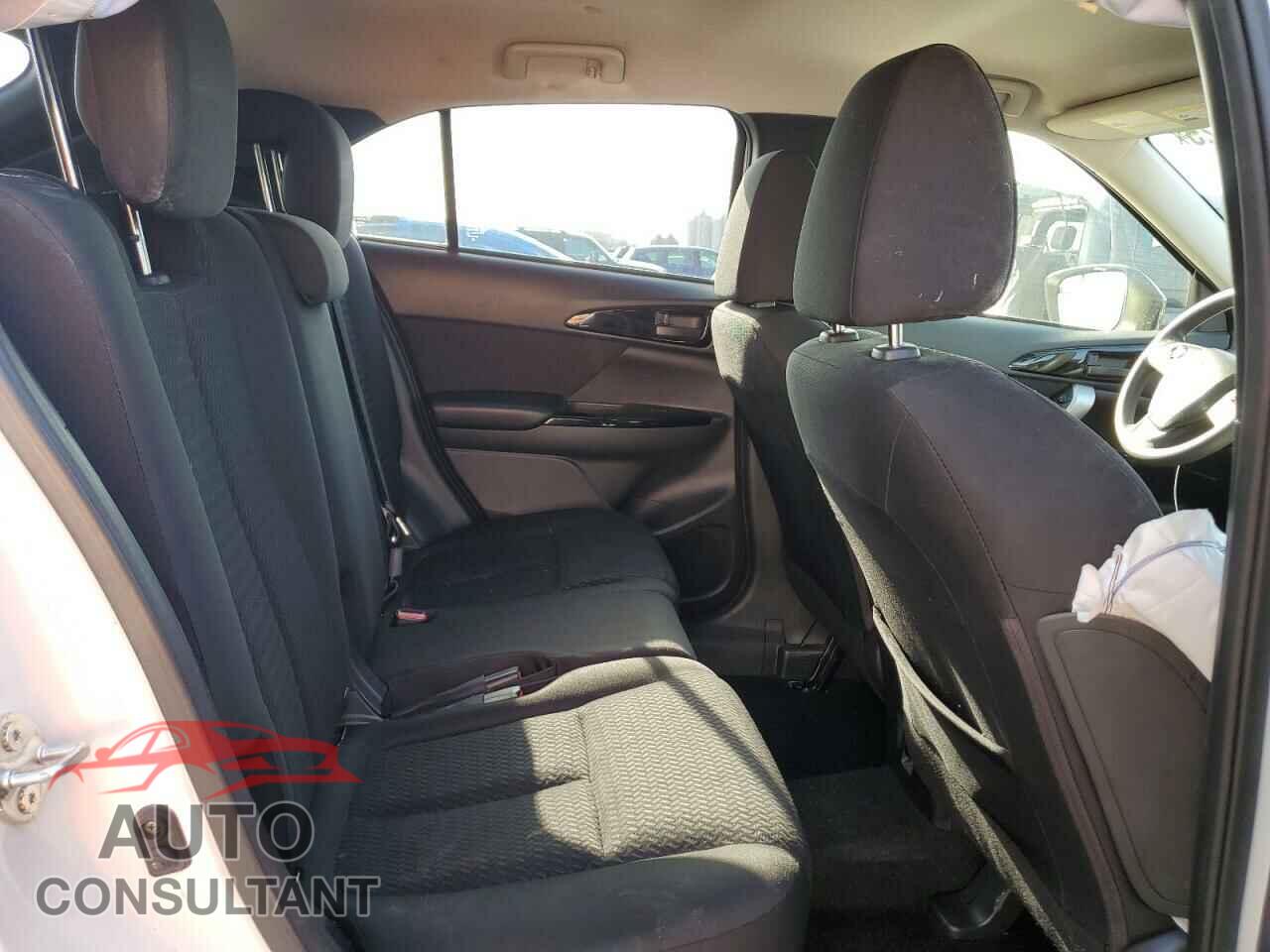 MITSUBISHI ECLIPSE 2018 - JA4AT4AA7JZ056146