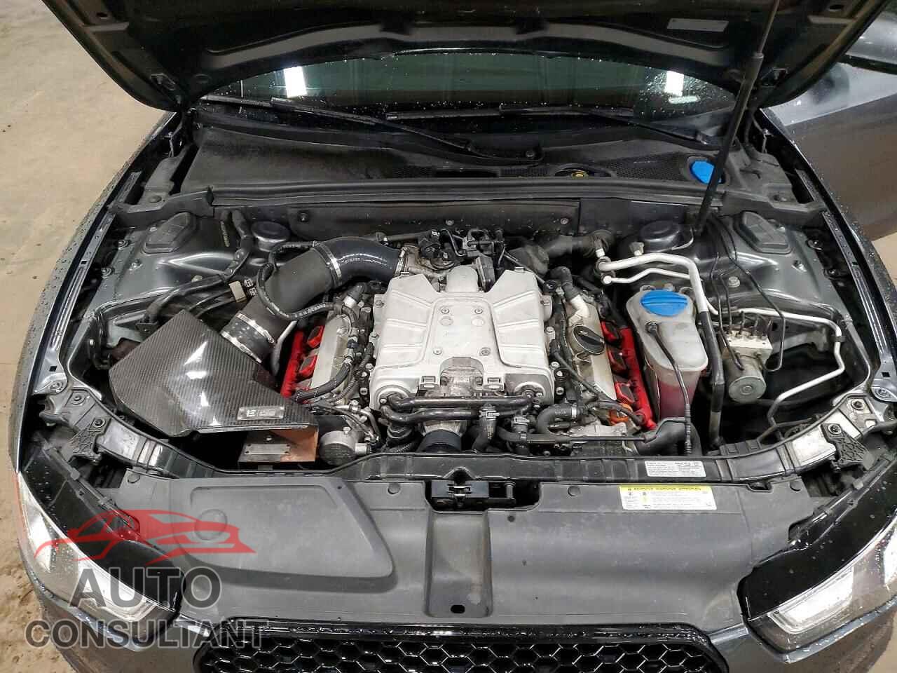 AUDI S5/RS5 2015 - WAUCGAFR2FA046045