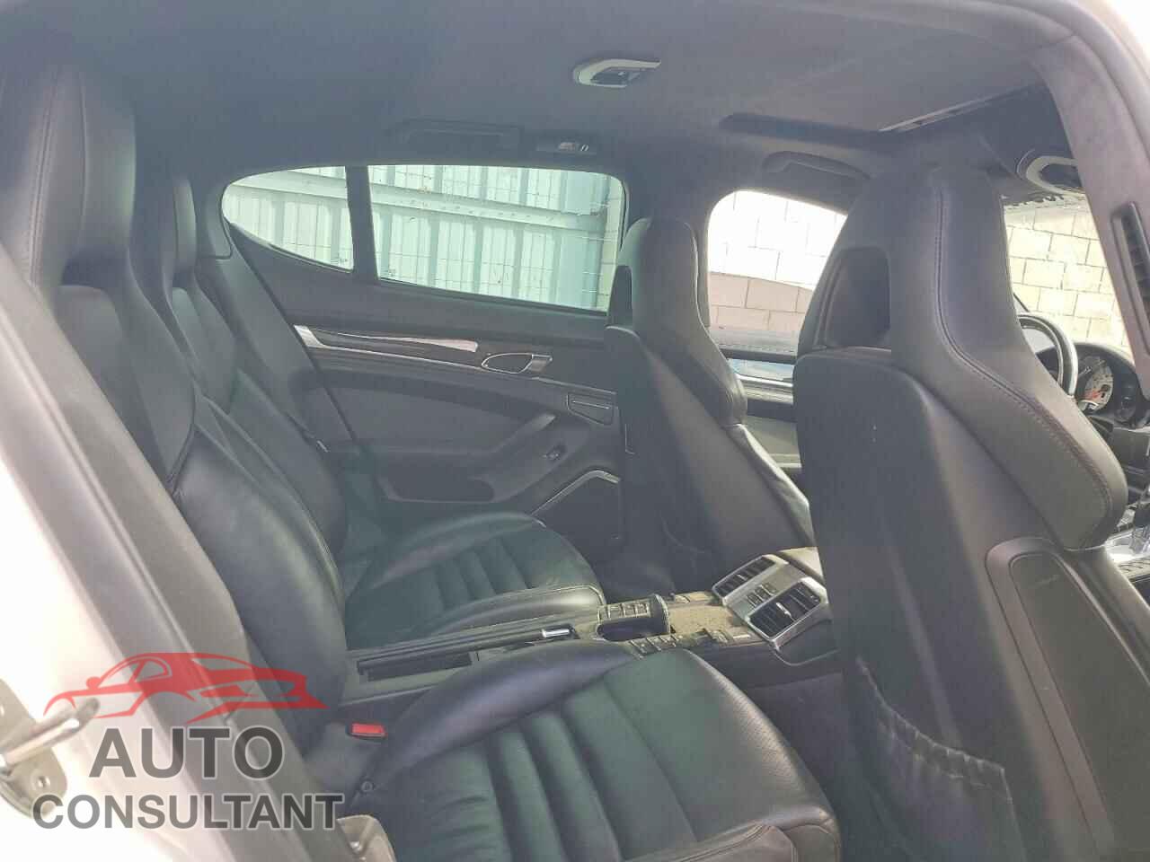 PORSCHE PANAMERA 2011 - WP0AC2A72BL091017