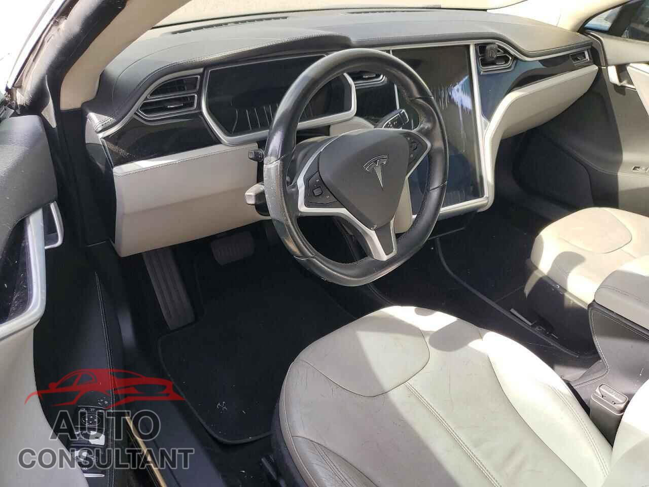 TESLA MODEL S 2014 - 5YJSA1S12EFP32933