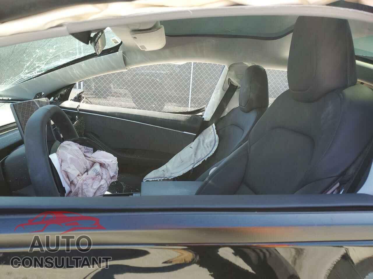 TESLA MODEL 3 2024 - 5YJ3E1EA7RF747485