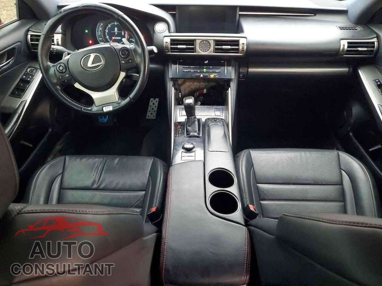 LEXUS IS 2014 - JTHCE1D21E5004017