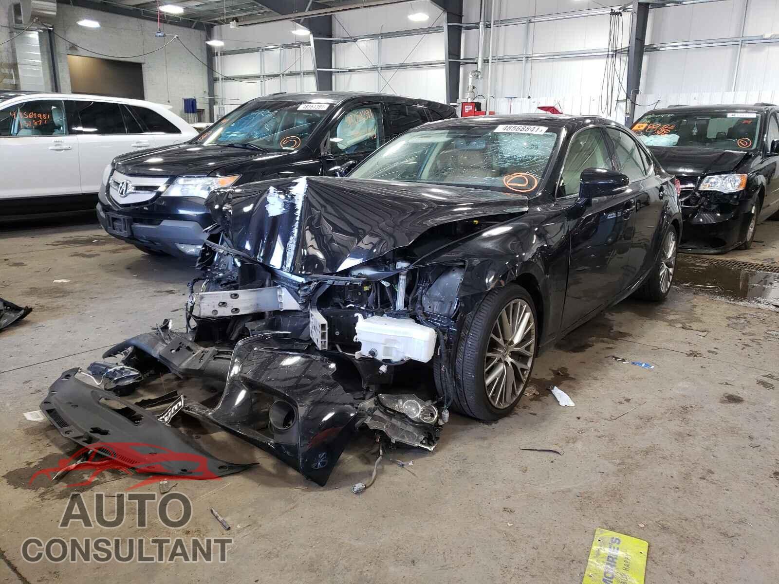 LEXUS IS 2016 - JTHCM1D26G5010658
