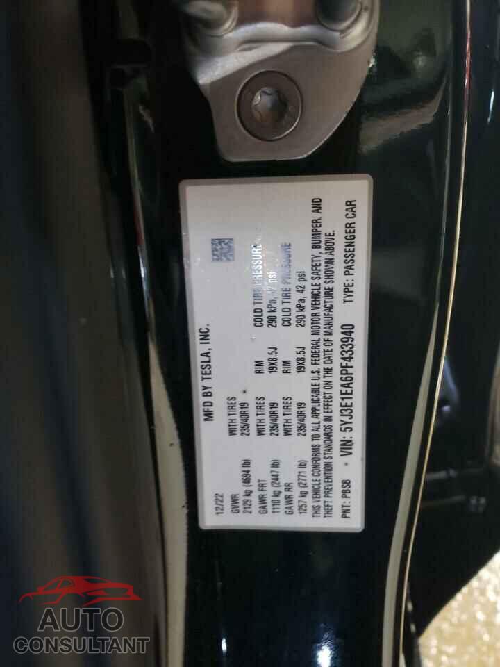 TESLA MODEL 3 2023 - 5YJ3E1EA6PF433940