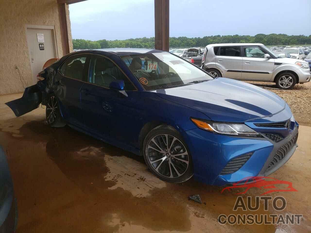 TOYOTA CAMRY 2020 - 4T1G11AK7LU350784