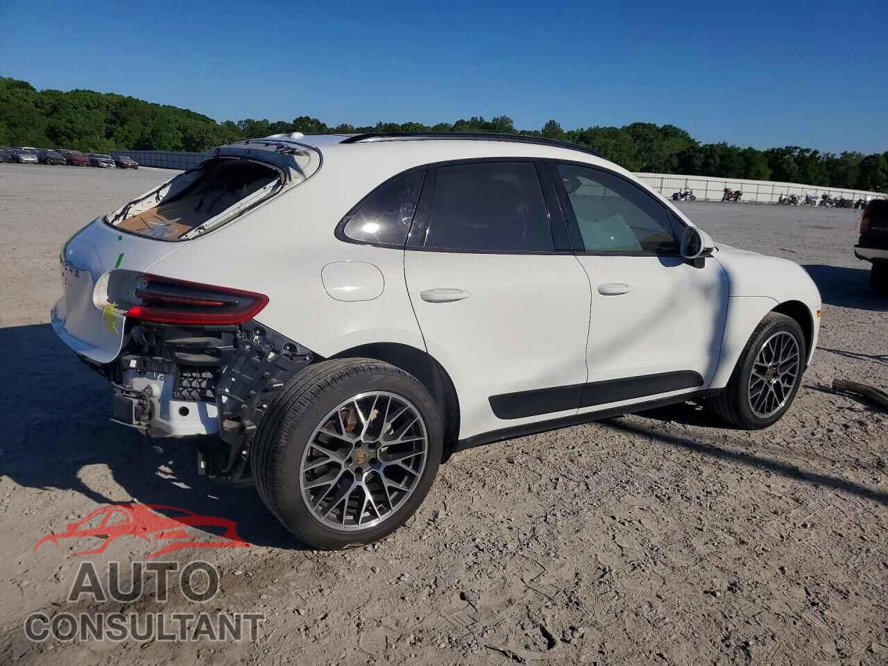PORSCHE MACAN 2016 - WP1AB2A57GLB41059