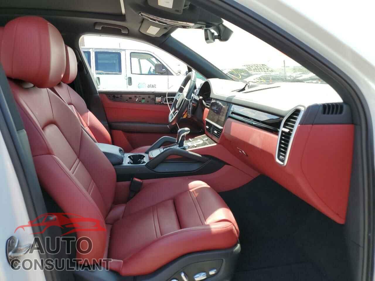 PORSCHE CAYENNE 2020 - WP1AA2AY5LDA09256