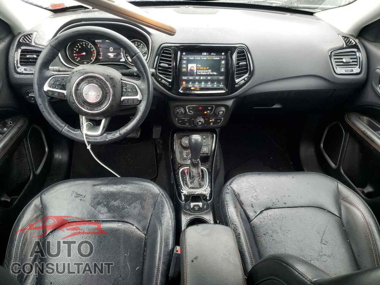 JEEP COMPASS 2017 - 3C4NJDCB3HT689070