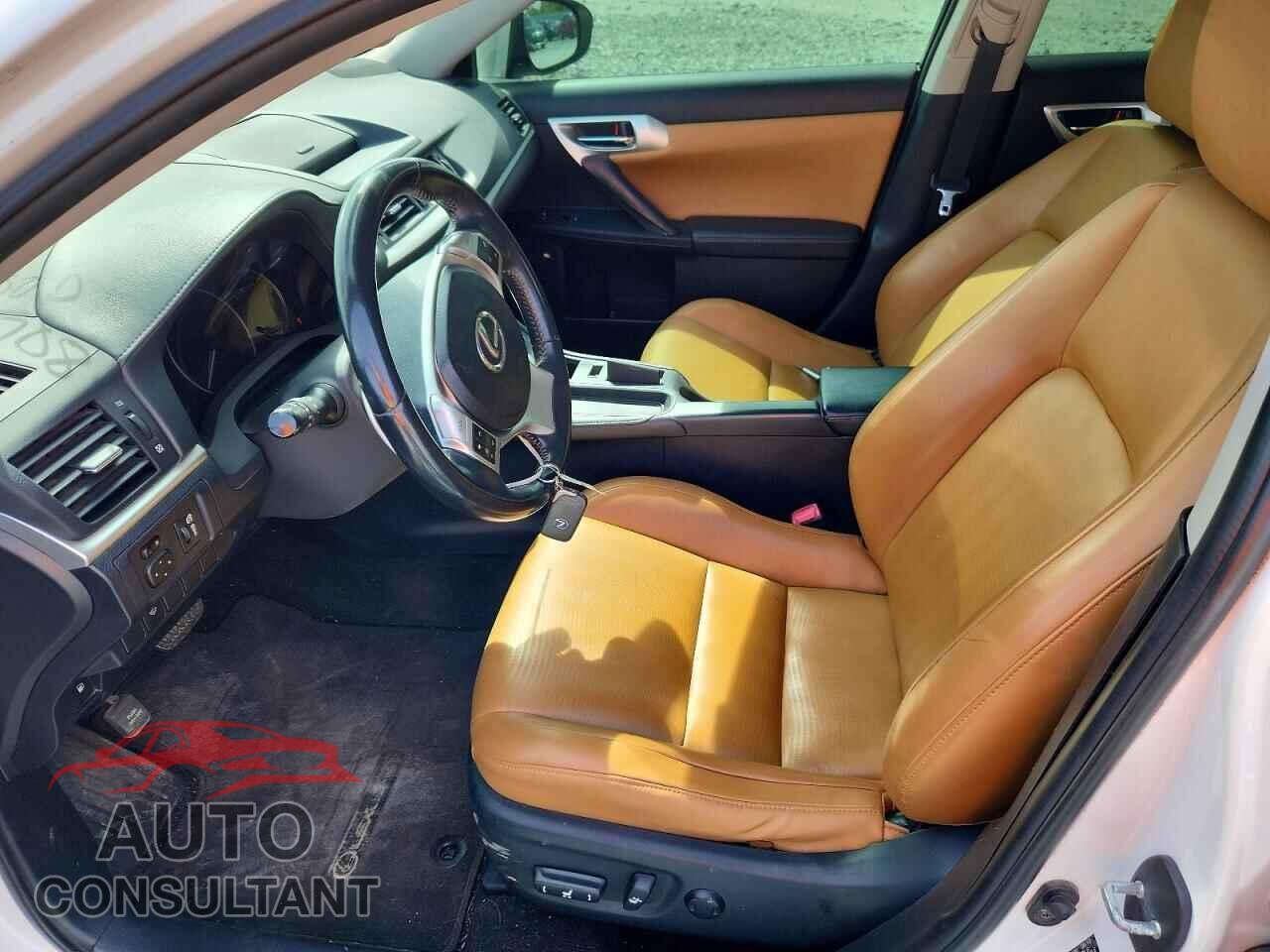 LEXUS CT 200 2012 - JTHKD5BH3C2120962