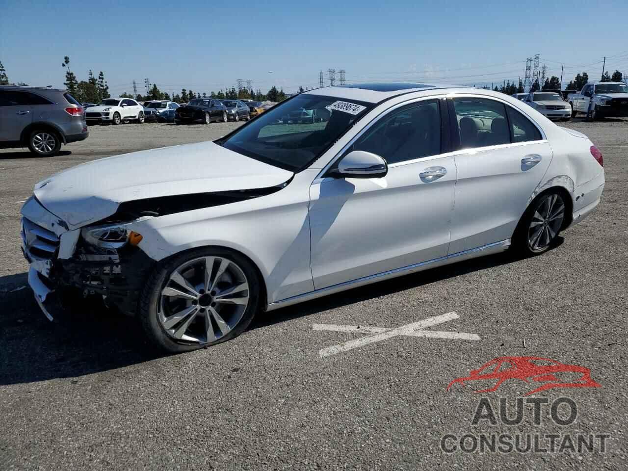 MERCEDES-BENZ C-CLASS 2018 - 55SWF4JB0JU278317