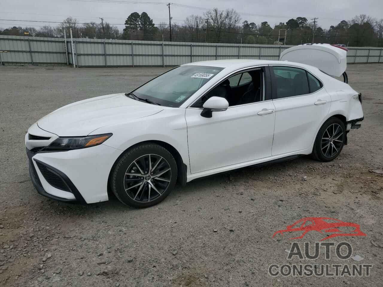 TOYOTA CAMRY 2022 - 4T1G11AK9NU653617