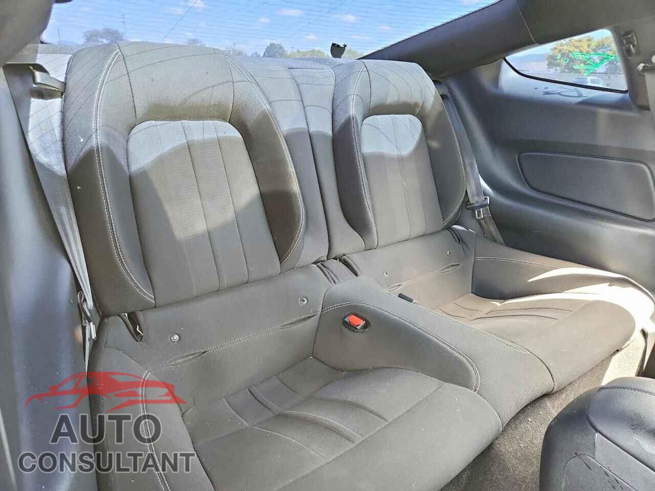FORD MUSTANG 2022 - 1FA6P8CF9N5138575