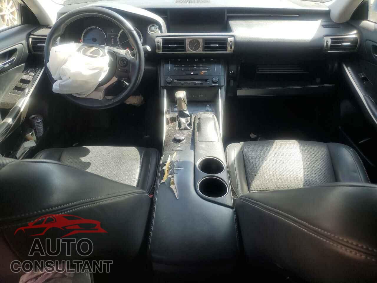 LEXUS IS 2014 - JTHBF1D20E5013770