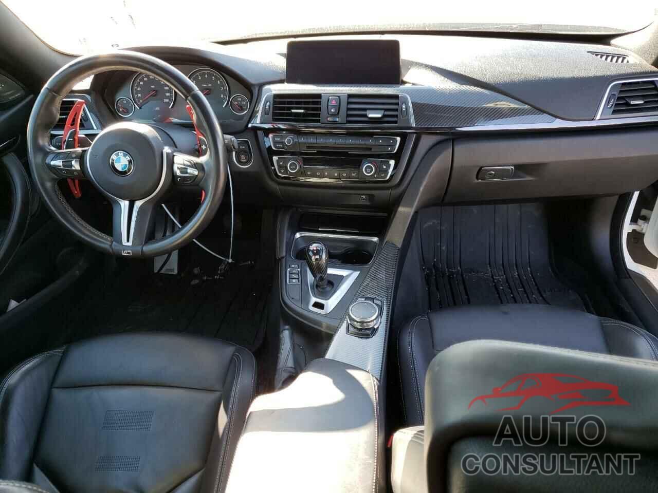 BMW M4 2017 - WBS3R9C51HK709866