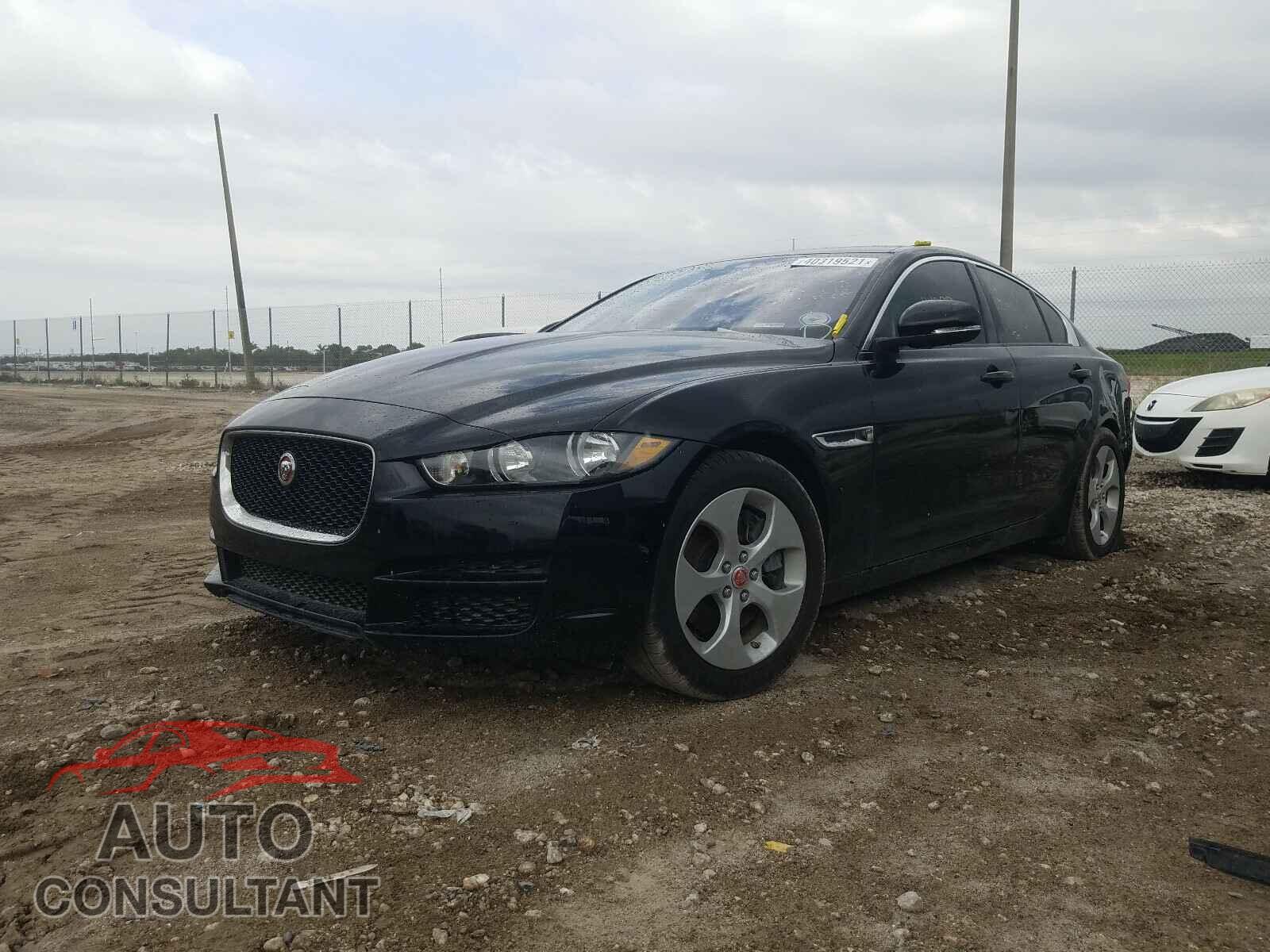 JAGUAR XE 2017 - SAJAR4BG1HA972483