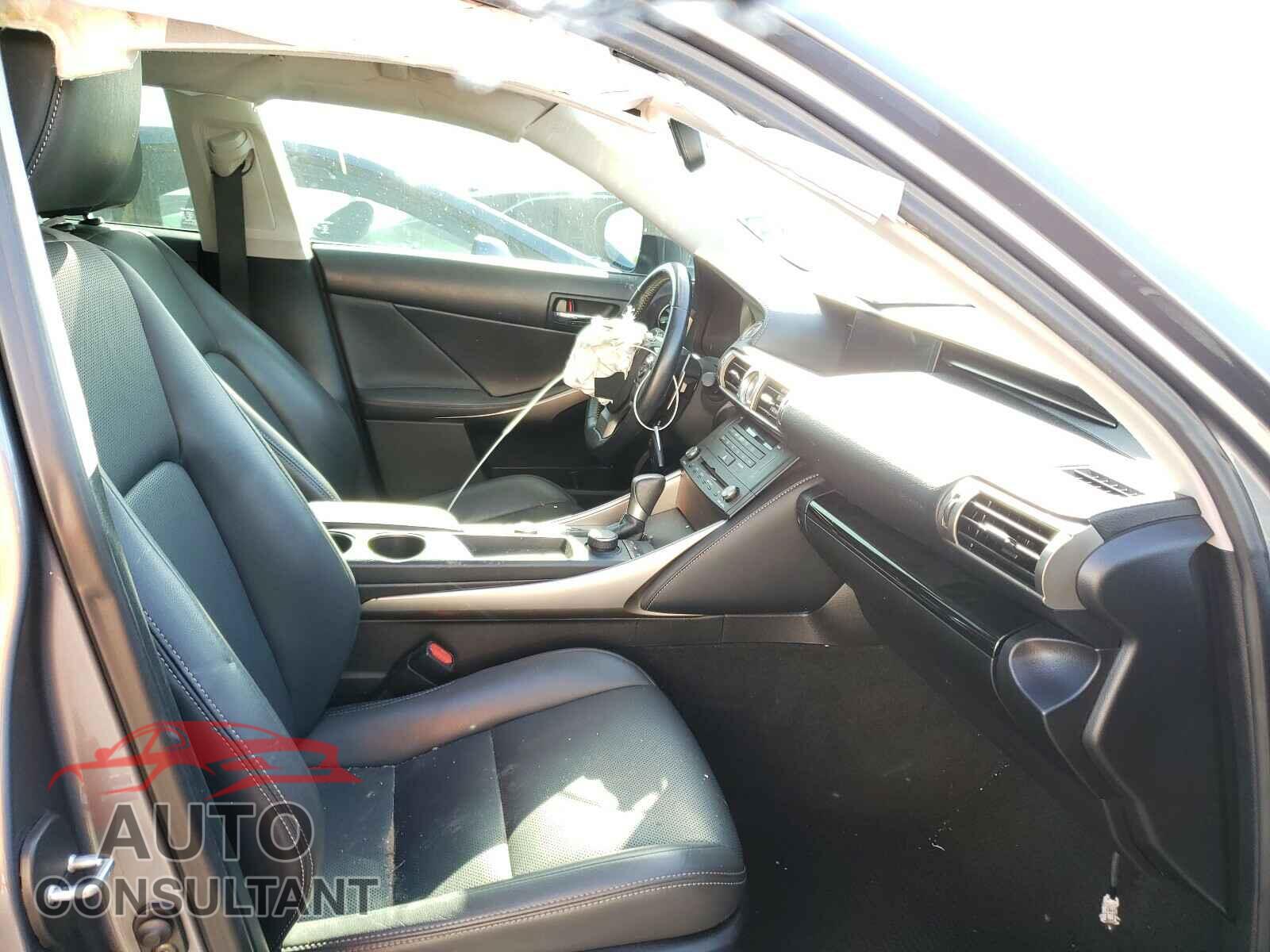 LEXUS IS 2016 - JTHBA1D29G5016930