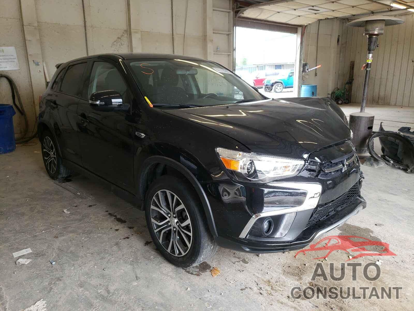 MITSUBISHI OUTLANDER 2019 - JA4AP4AU7KU023936