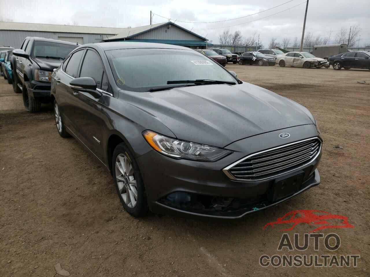 FORD FUSION 2017 - 3FA6P0LU2HR250734