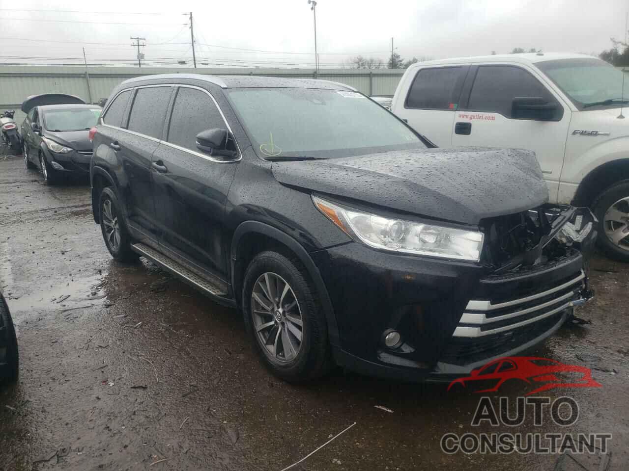 TOYOTA HIGHLANDER 2018 - 5TDJZRFH1JS498252