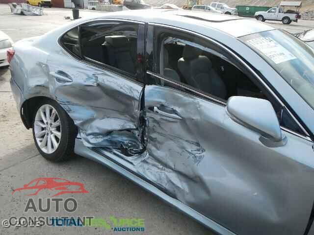 LEXUS IS 2012 - JTHBF5C25C5184035