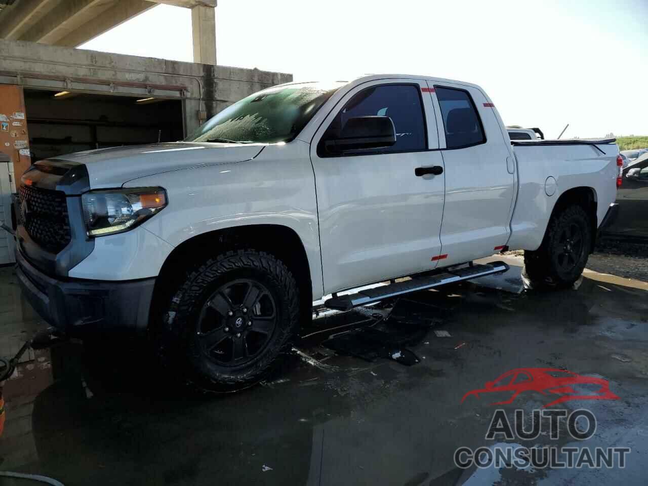 TOYOTA TUNDRA 2018 - 5TFRM5F11JX127020