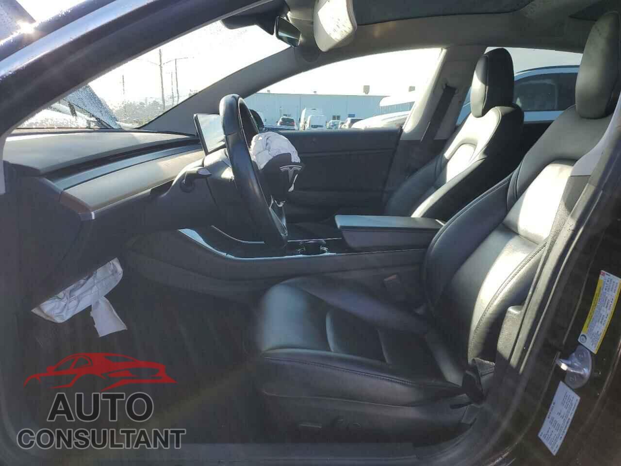 TESLA MODEL 3 2019 - 5YJ3E1EA6KF398356