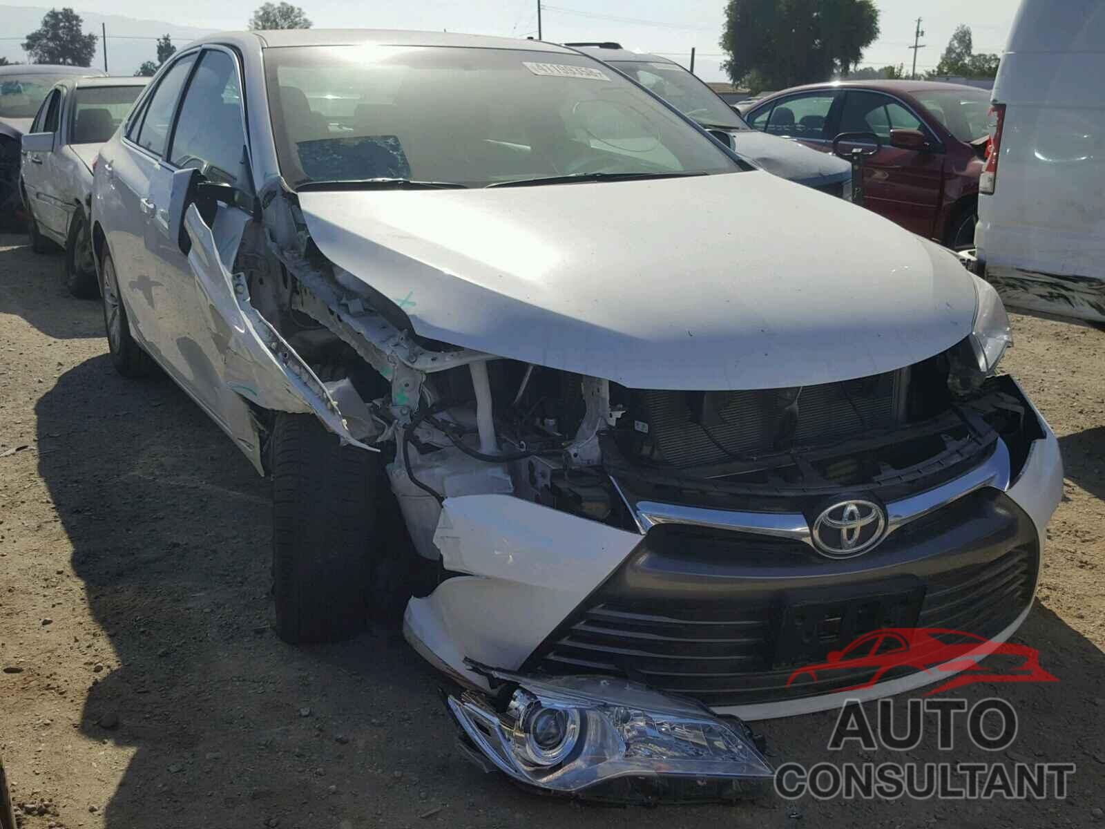 TOYOTA CAMRY 2015 - 4T4BF1FK6FR513696