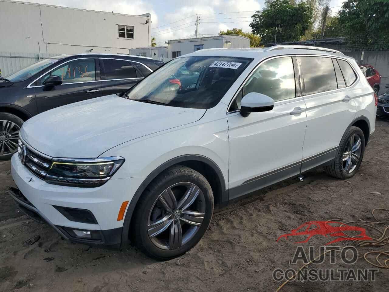 VOLKSWAGEN TIGUAN 2018 - 3VV5B7AX6JM119899