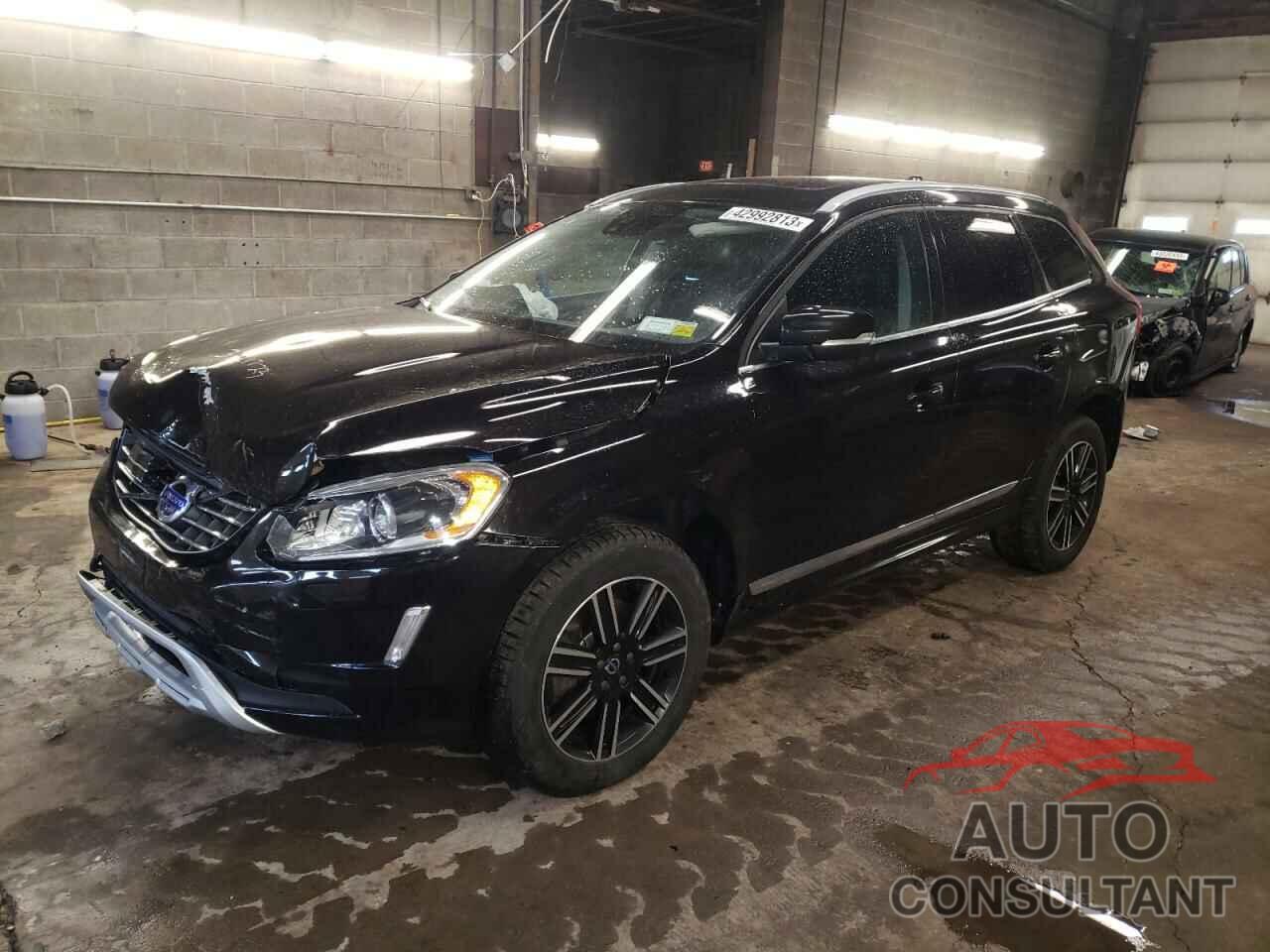 VOLVO XC60 2017 - YV440MRRXH2126471