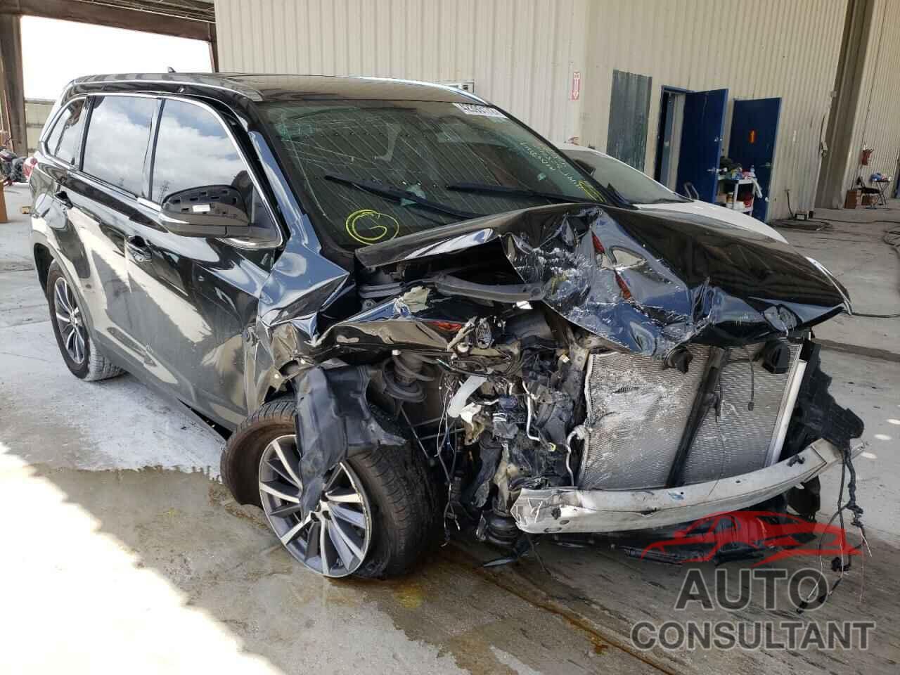 TOYOTA HIGHLANDER 2019 - 5TDKZRFH7KS334445