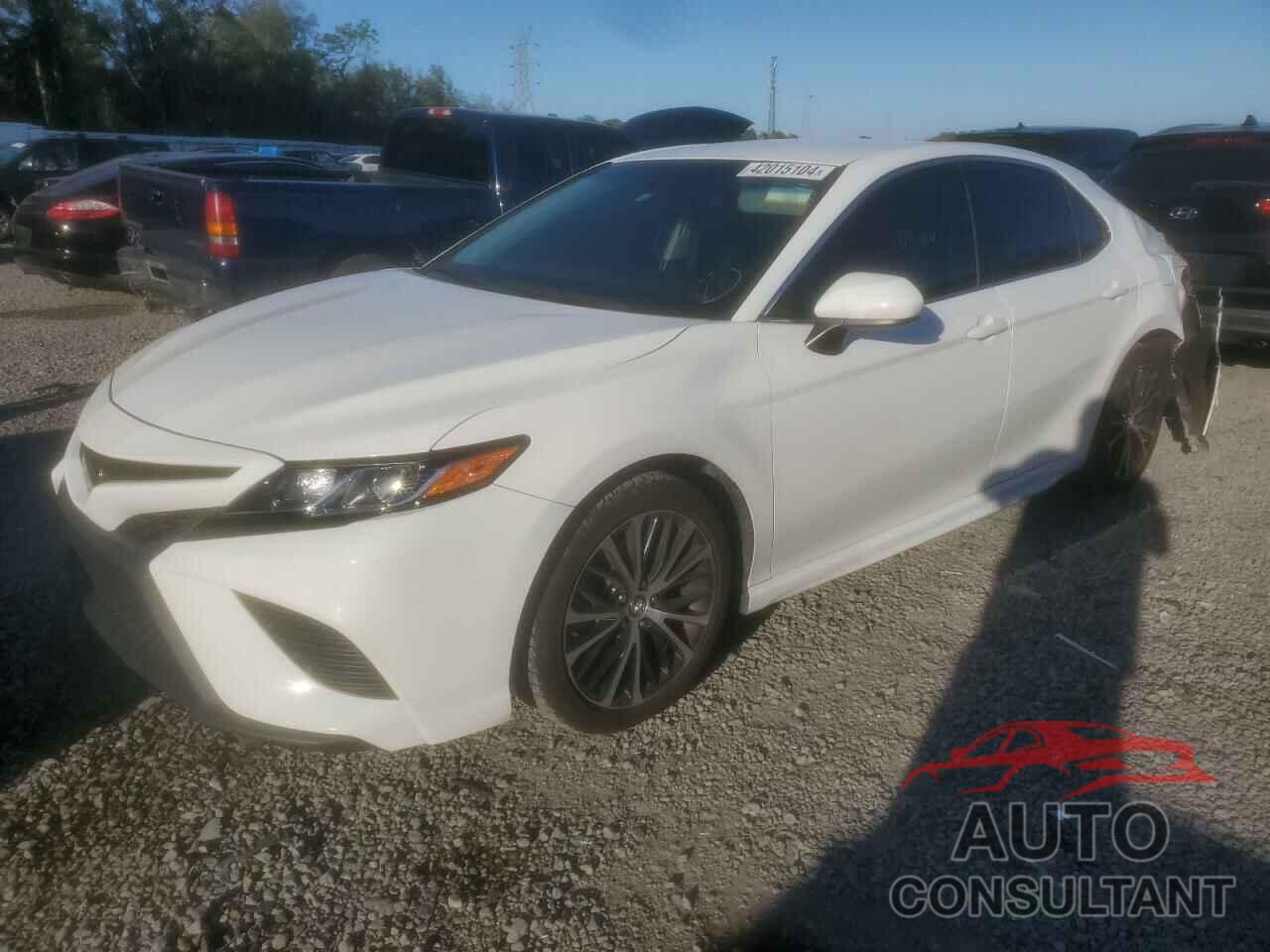 TOYOTA CAMRY 2018 - 4T1B11HK0JU672955
