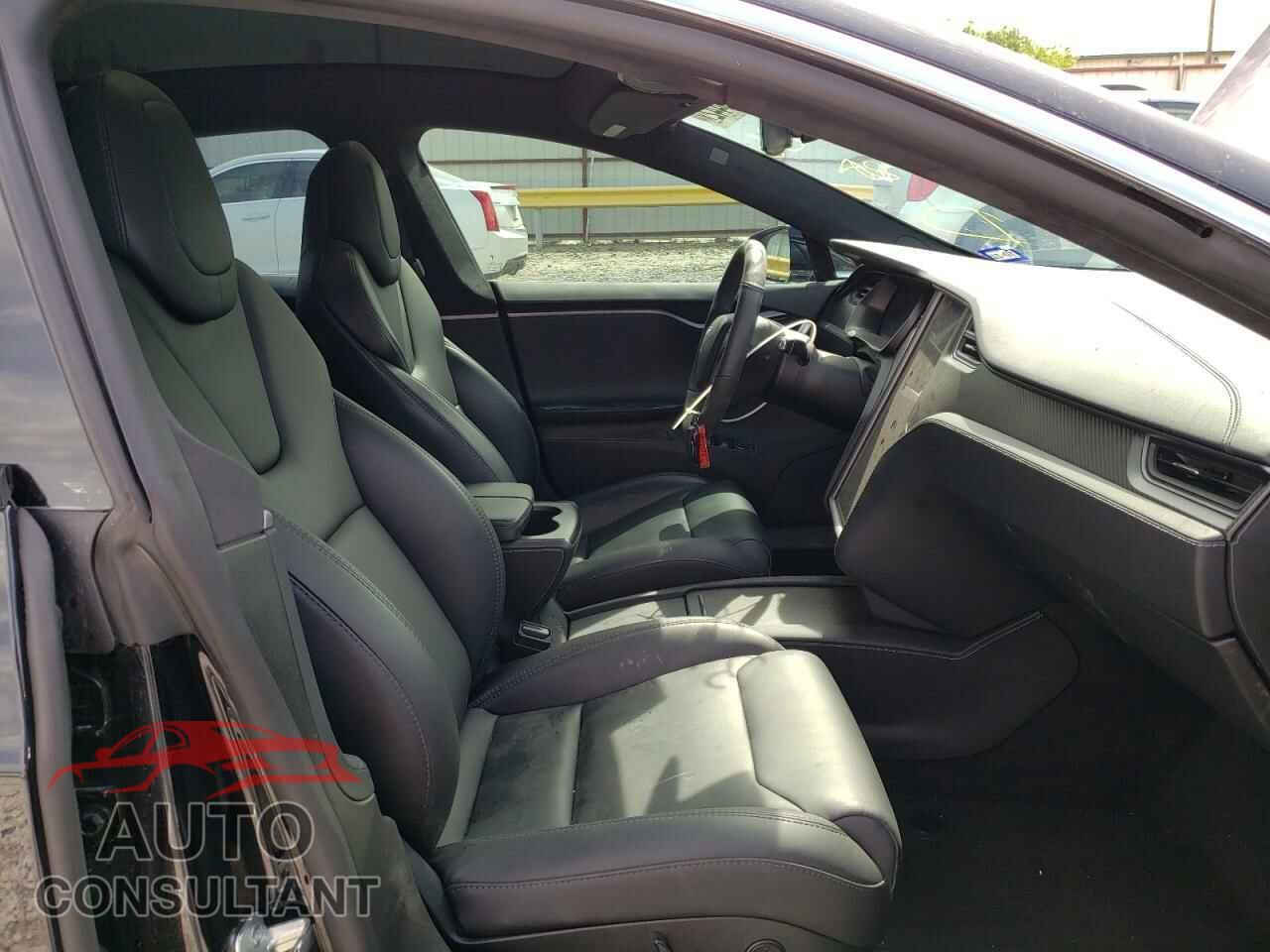 TESLA MODEL S 2019 - 5YJSA1E46KF331936