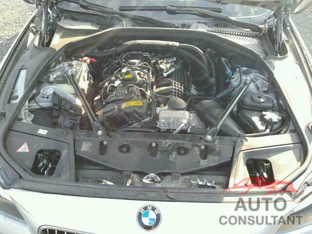 BMW 535 XI 2016 - WBA5B3C58GD549759