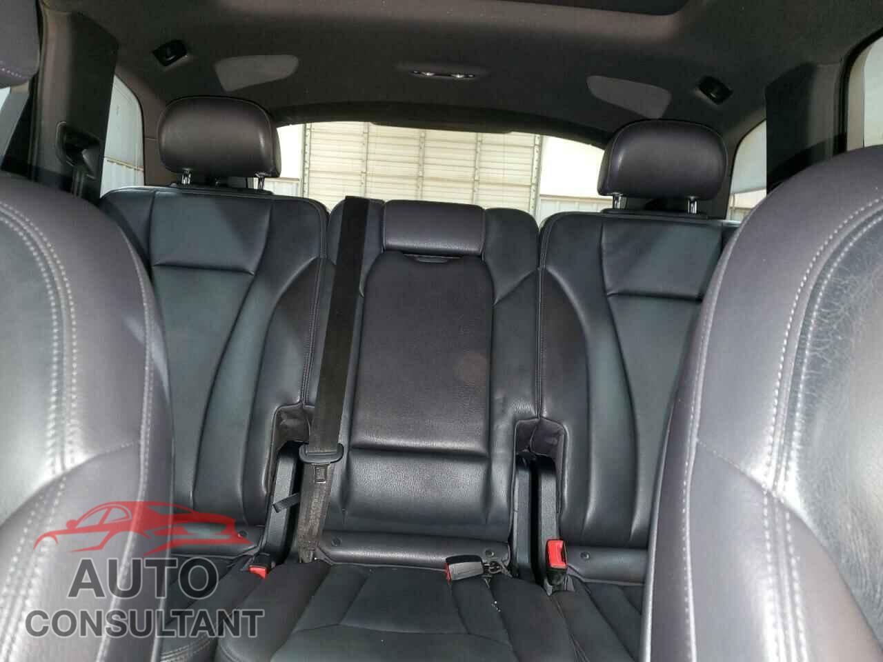 AUDI Q7 2018 - WA1LAAF75JD004697