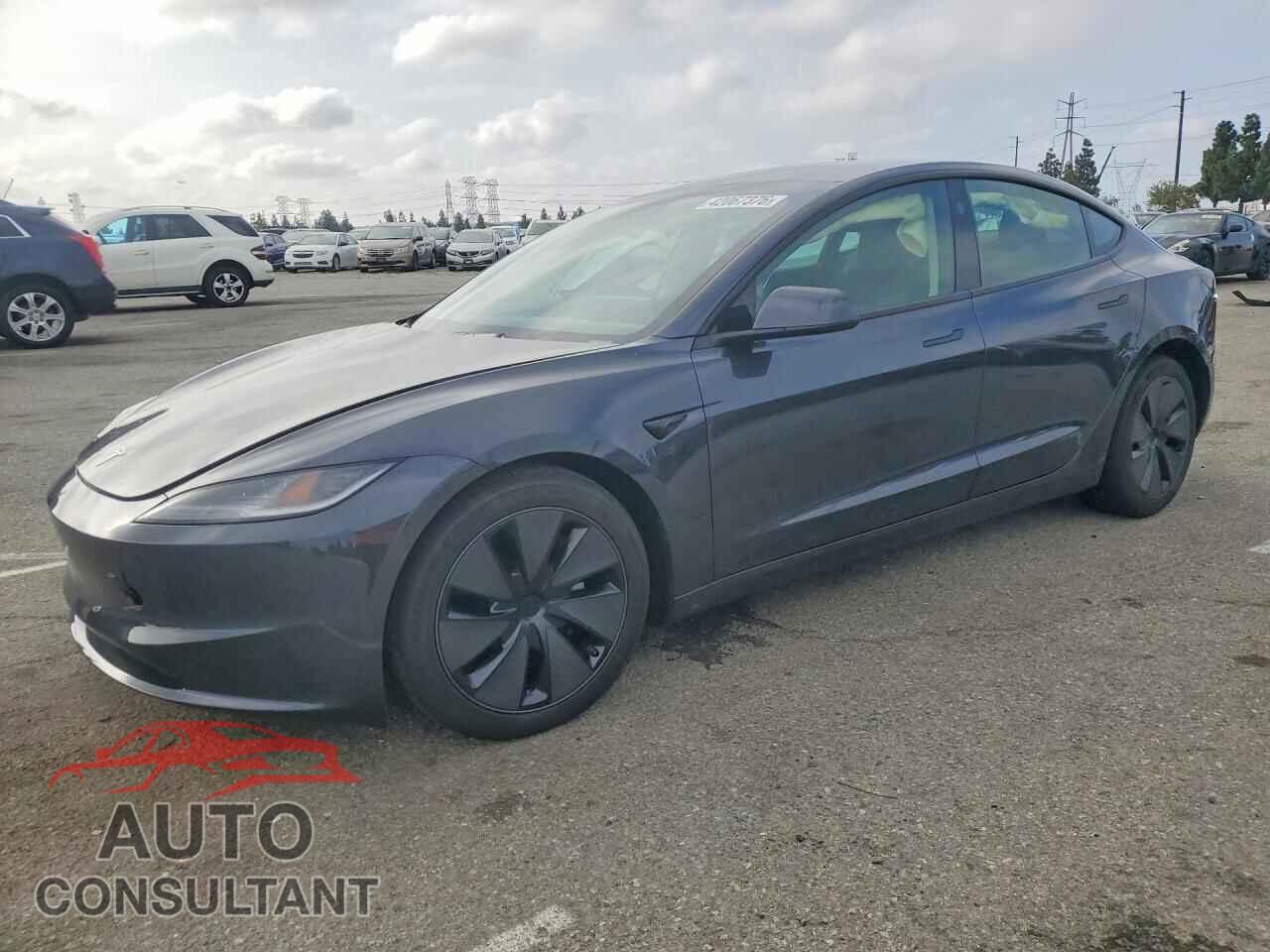 TESLA MODEL 3 2025 - 5YJ3E1EB4SF952003