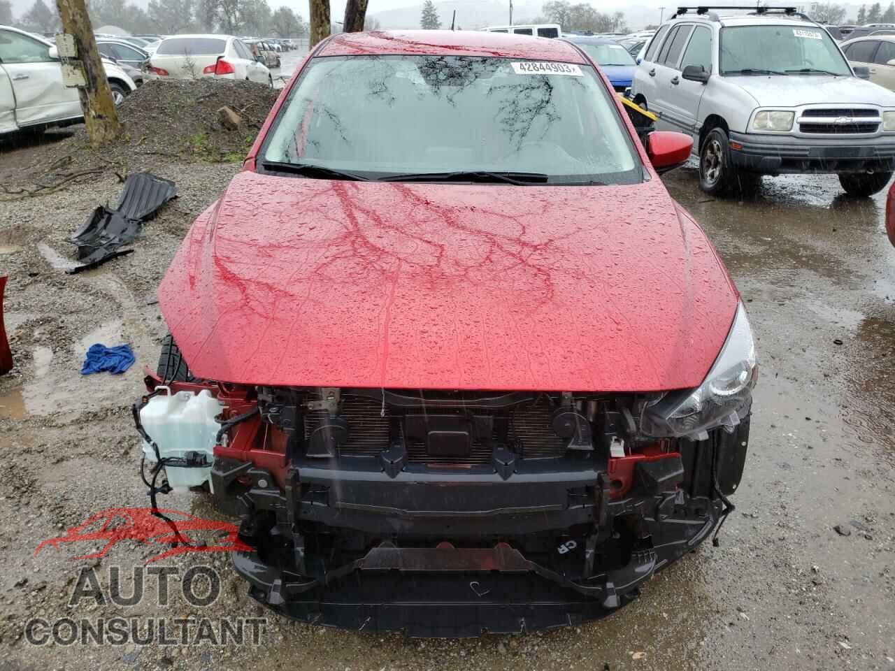 MAZDA 3 2017 - 3MZBN1L7XHM107071