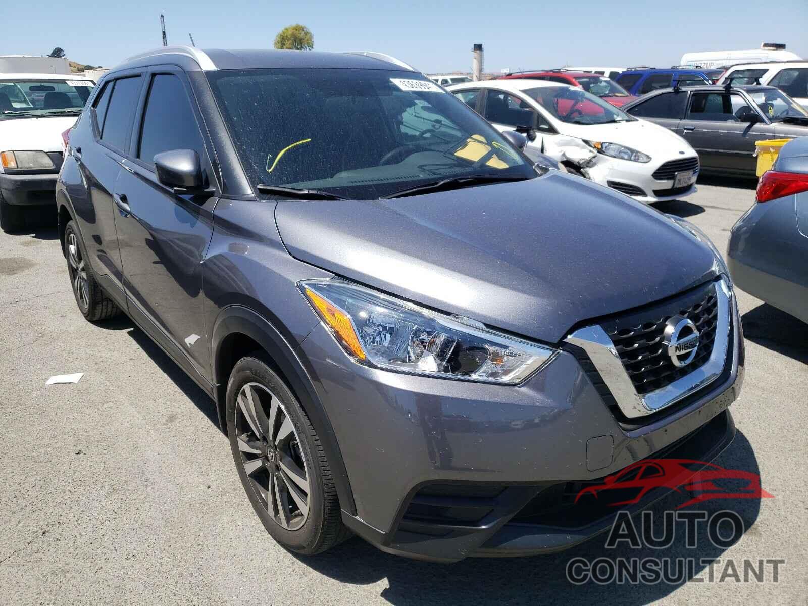 NISSAN KICKS 2018 - 3N1CP5CU1JL501197