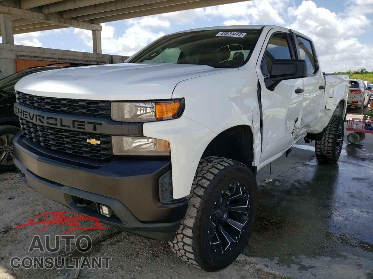 CHEVROLET SILVERADO 2019 - 1GCUYAEF2KZ318357