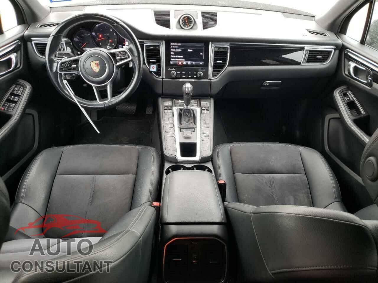 PORSCHE MACAN 2017 - WP1AA2A59HLB02591